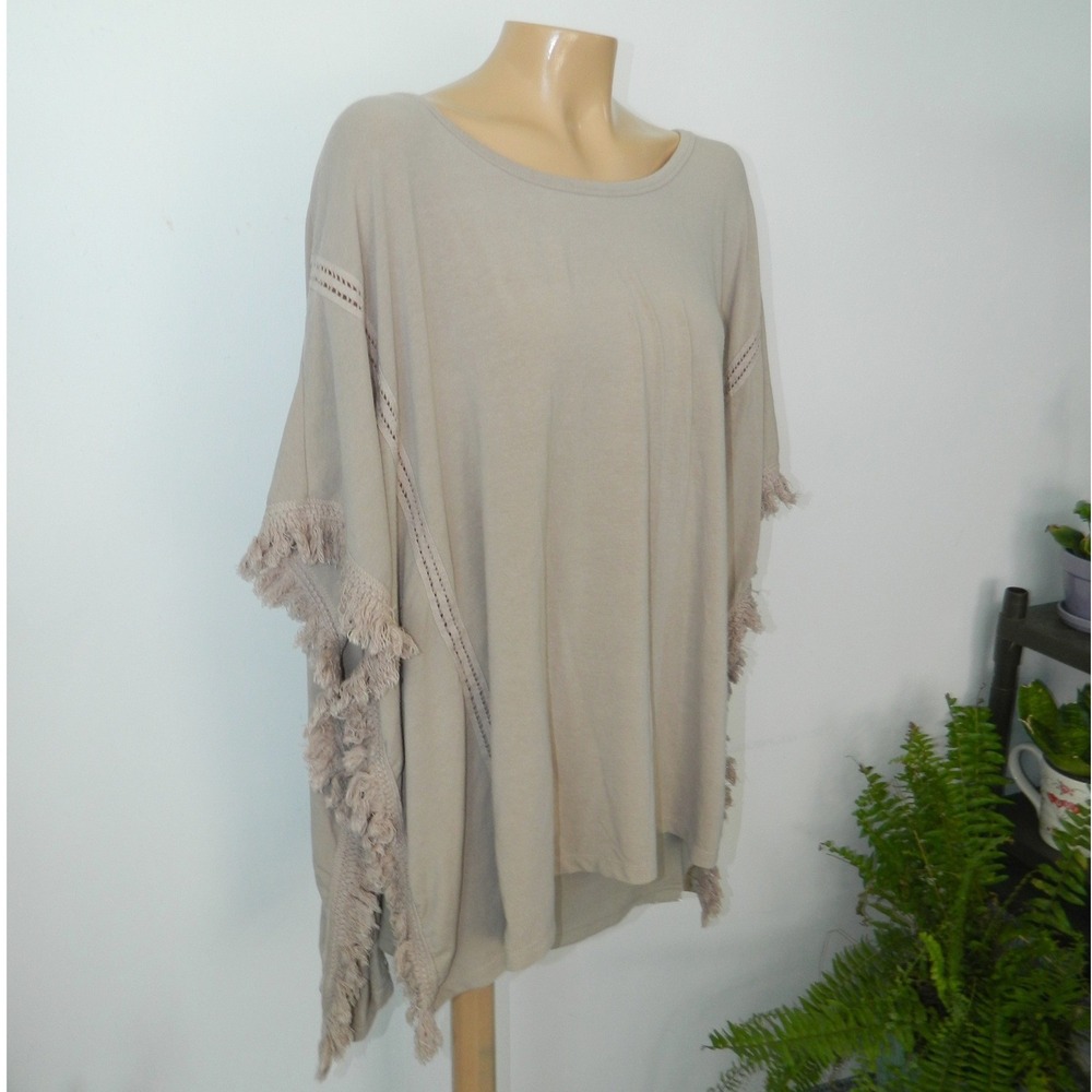 kye Mi Poncho Top Womens Large Tan Fringe Crochet Ladder Stitch Boho Oversized
